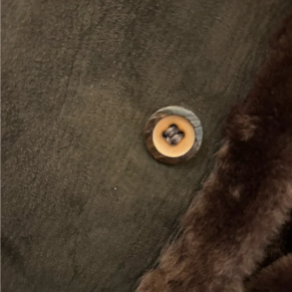 Brown Suede and Shearling Coat - Picture 6 of 13
